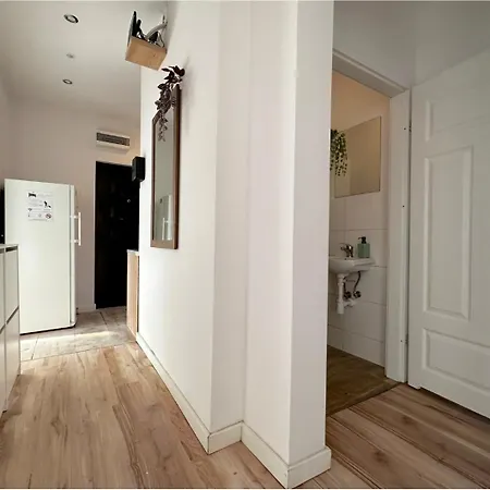 Breslau - Peaceful Retreat, 10 Minutes To Old Town & Seaside * Γκντανσκ